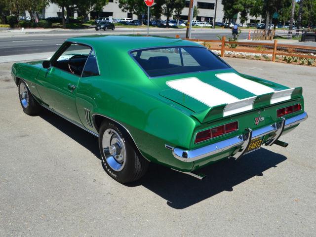 1969 Chevrolet Camaro Z28 4 Speed