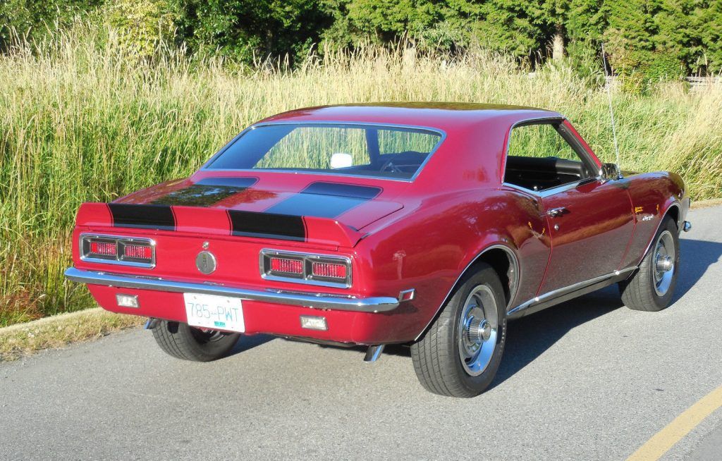 1968 Chevrolet Camaro Z28 R/S Deluxe interior