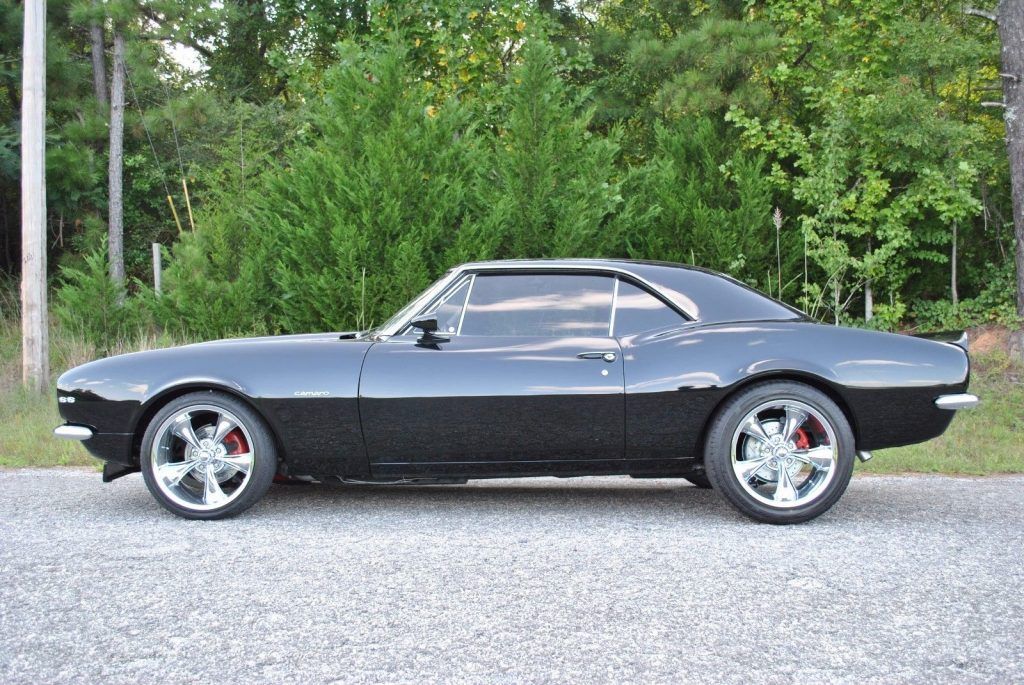 resto mod custom 1967 Chevrolet Camaro SS coupe