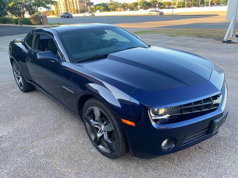 well equipped 2011 Chevrolet Camaro LT 2dr Coupe