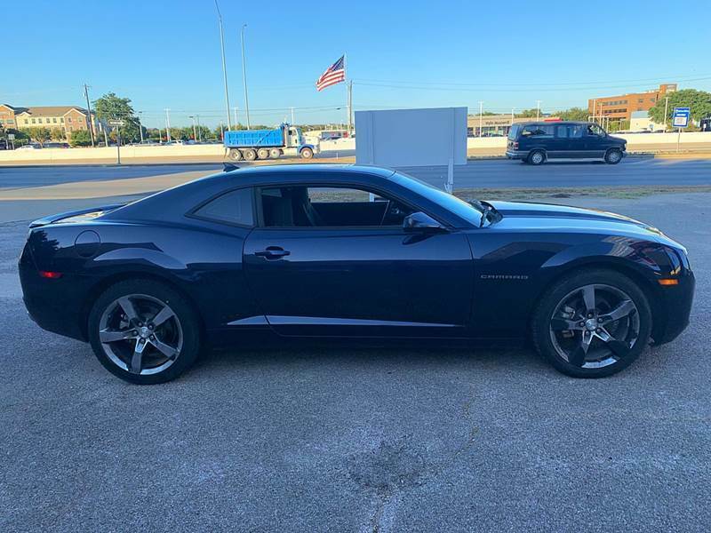 well equipped 2011 Chevrolet Camaro LT 2dr Coupe