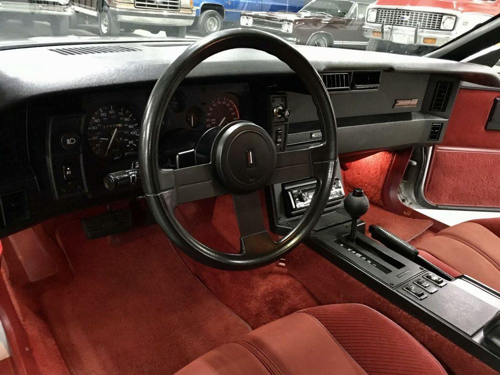 original paint 1985 Chevrolet Camaro IROC / Z28
