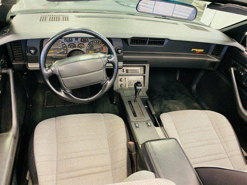 beautiful 1992 Chevrolet Camaro
