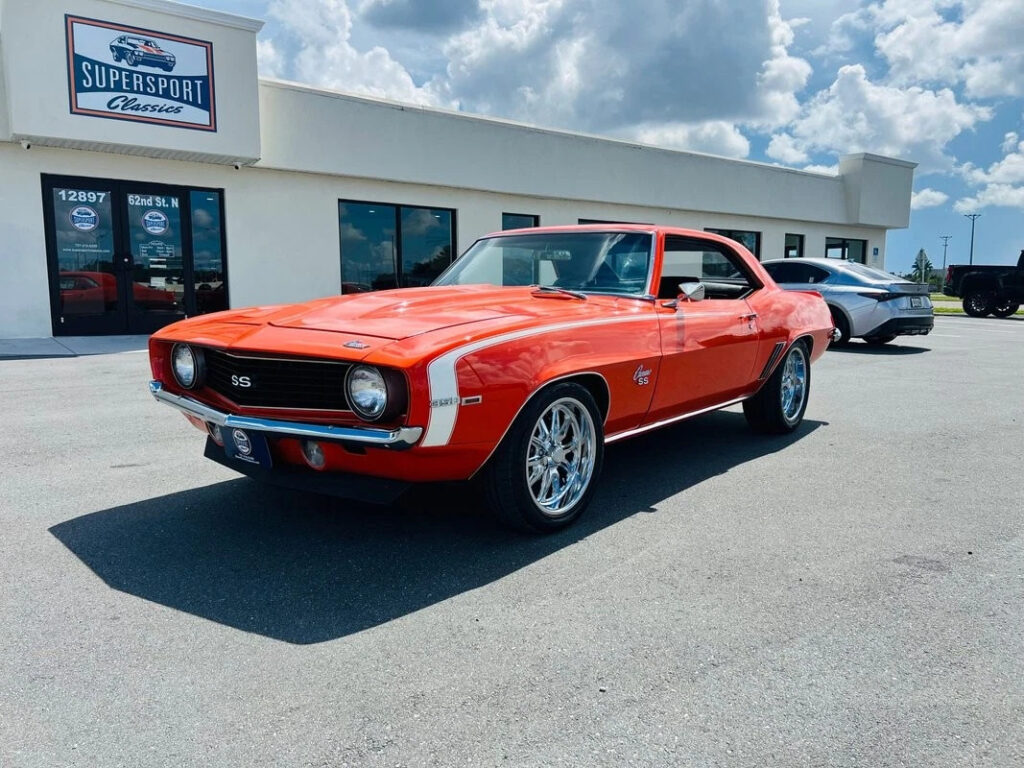 1969 Chevrolet Camaro Hugger Orange V8 Auto