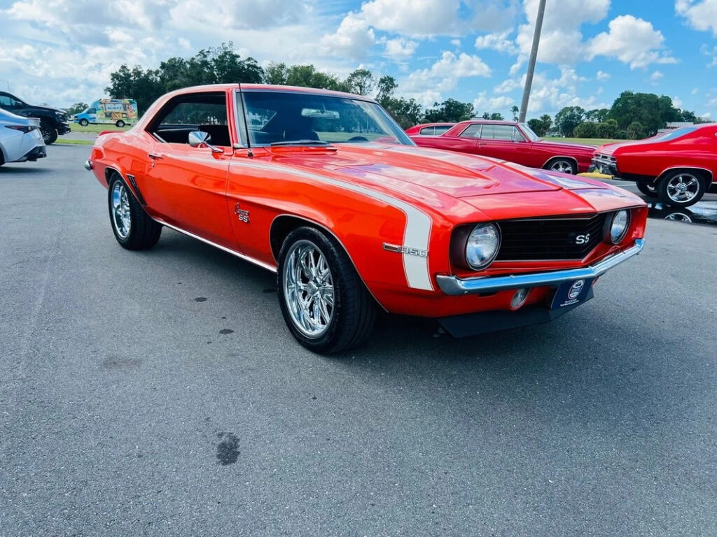 1969 Chevrolet Camaro Hugger Orange V8 Auto