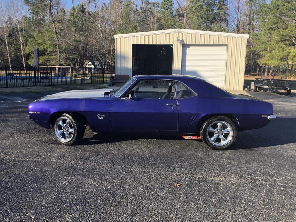 1969 Chevrolet Camaro Sportscar Purple