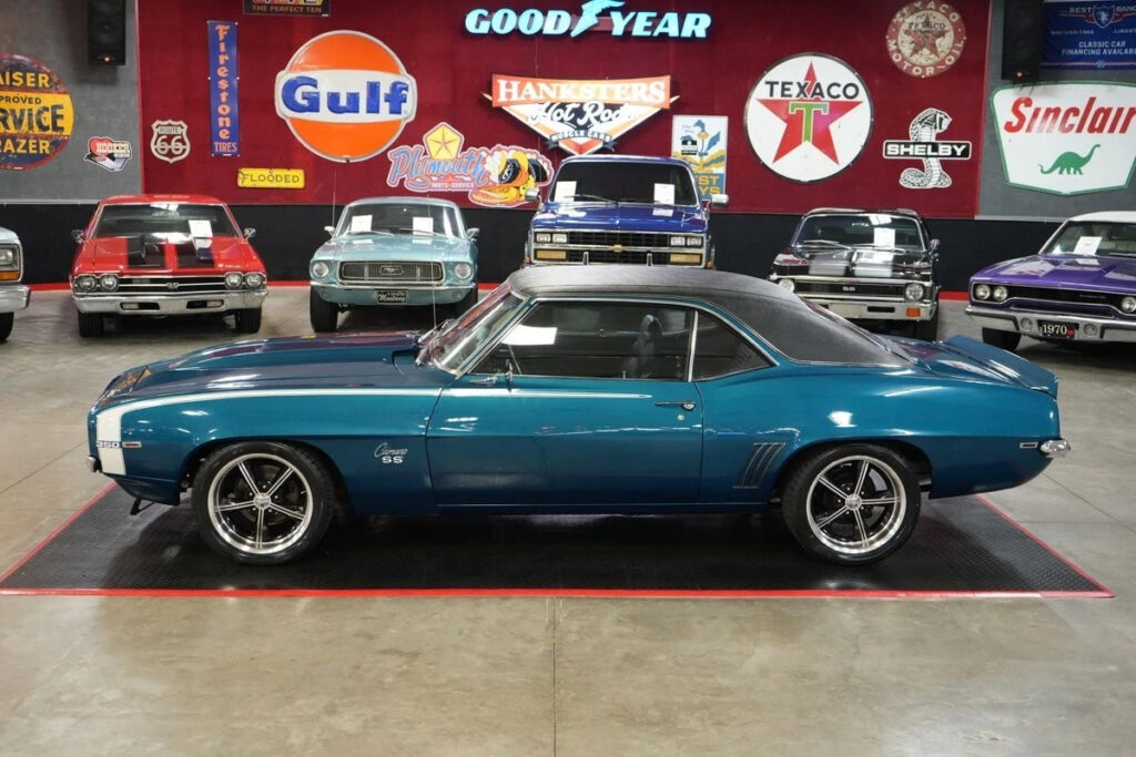 1969 Chevrolet Camaro SS Style