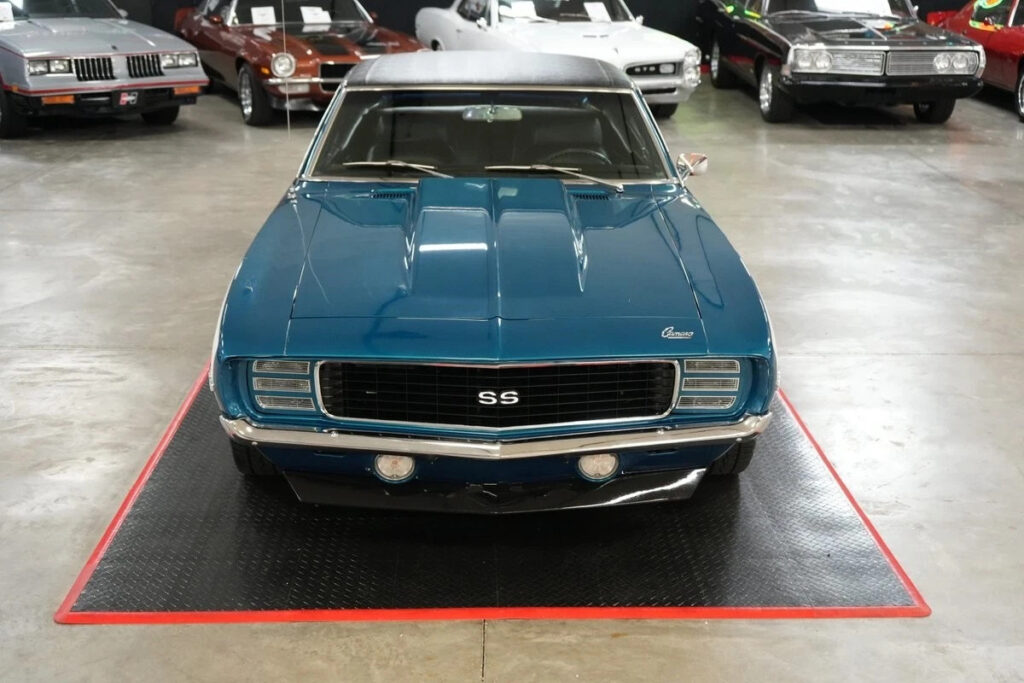 1969 Chevrolet Camaro SS Style