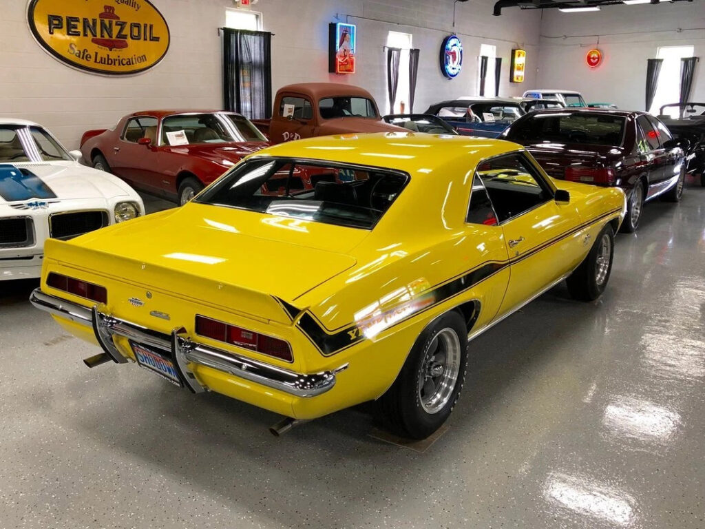 1969 Chevrolet Camaro Yenko Replica Daytona Yellow 427 V8 4 Speed Manual