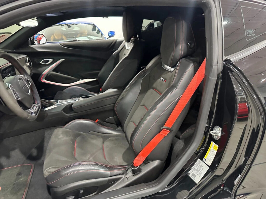 2018 Chevrolet Camaro ZL1, AWE, CF Hood, Sunroof, Cooks, Roto-Fab, 41k!