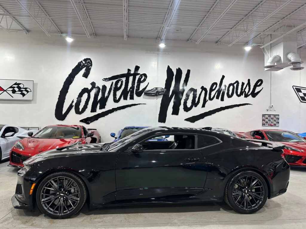 2018 Chevrolet Camaro ZL1, AWE, CF Hood, Sunroof, Cooks, Roto-Fab, 41k!