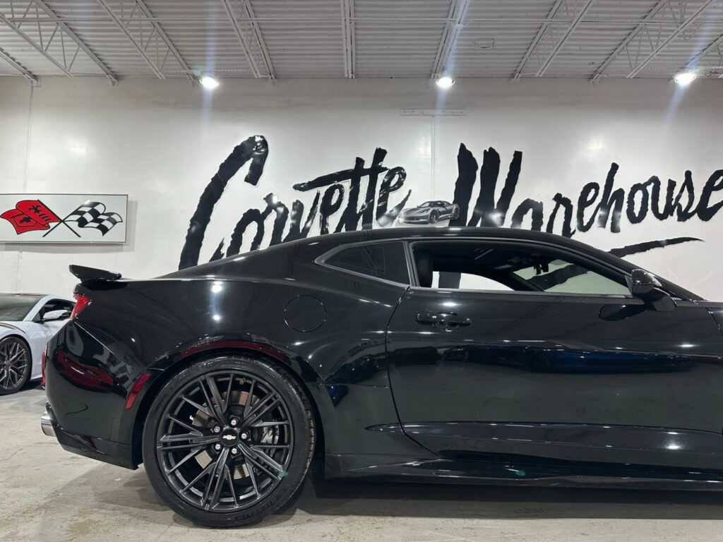 2018 Chevrolet Camaro ZL1, AWE, CF Hood, Sunroof, Cooks, Roto-Fab, 41k!