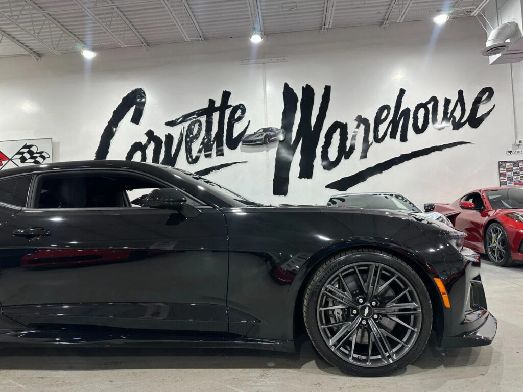 2018 Chevrolet Camaro ZL1, AWE, CF Hood, Sunroof, Cooks, Roto-Fab, 41k!
