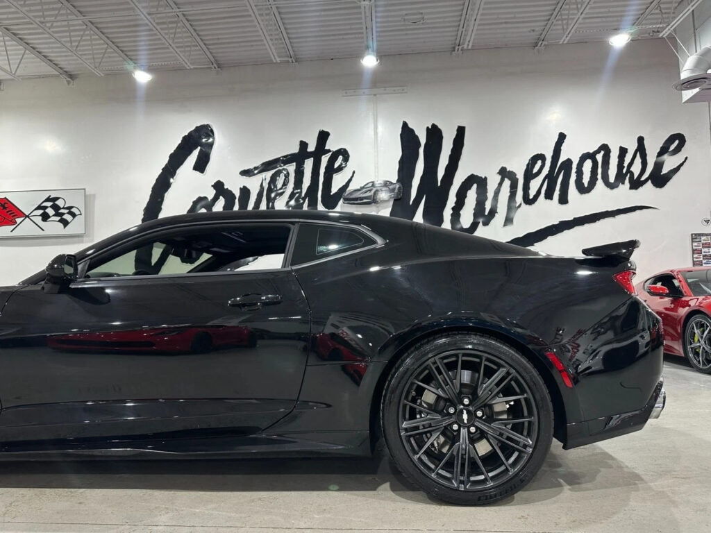 2018 Chevrolet Camaro ZL1, AWE, CF Hood, Sunroof, Cooks, Roto-Fab, 41k!
